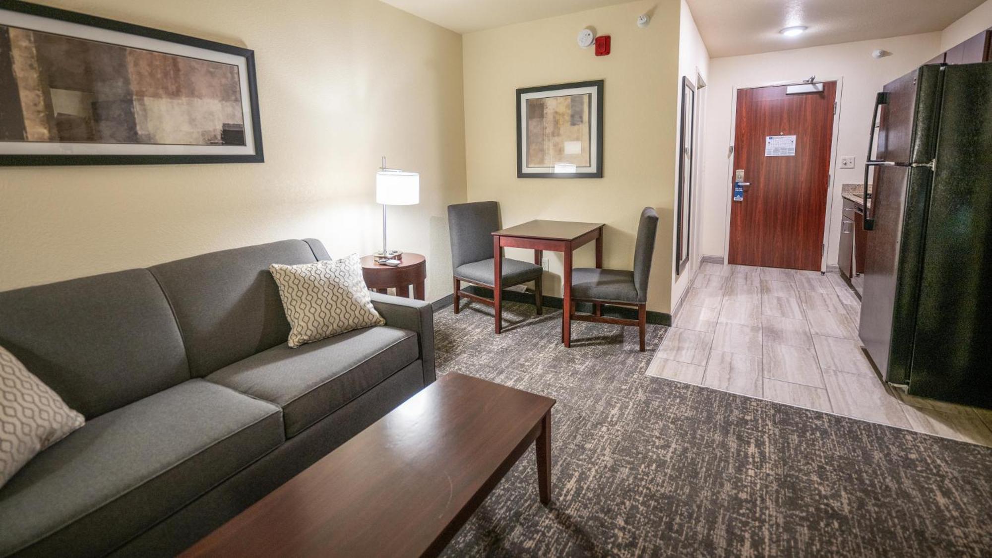 Cobblestone Hotel & Suites - Lamar Exterior foto
