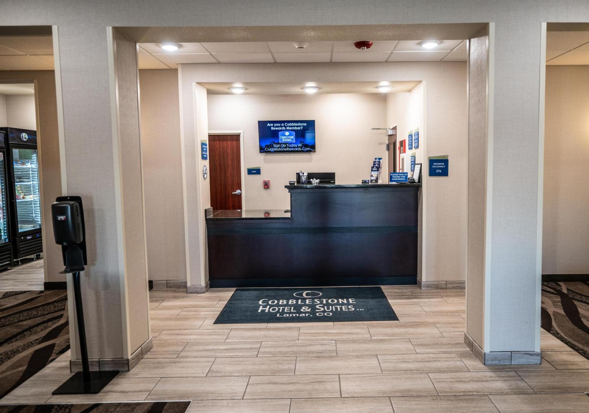 Cobblestone Hotel & Suites - Lamar Exterior foto